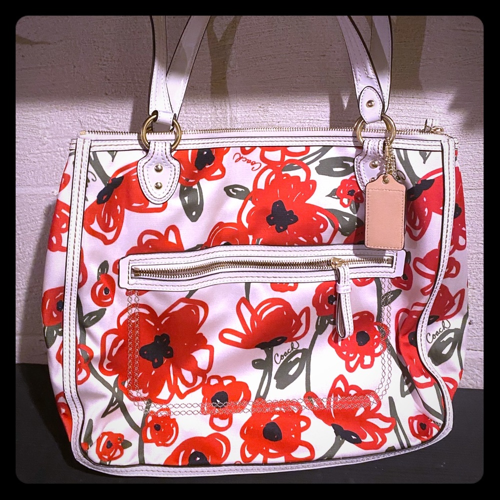 Coach poppy bag.